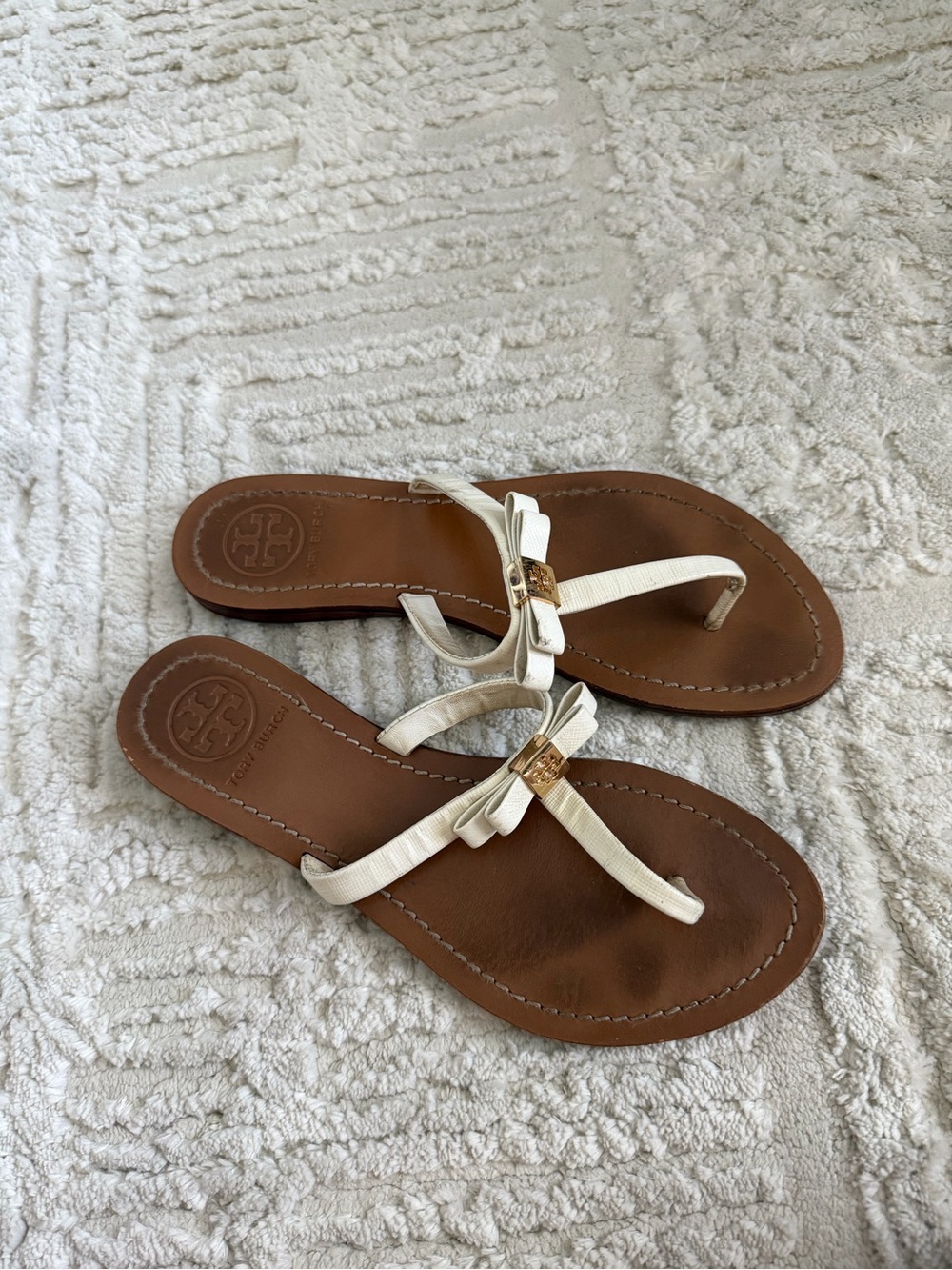 Tory Burch Leighanne thong sandals size 7